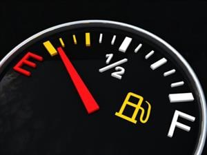 8 errores que aumentan el consumo de combustible