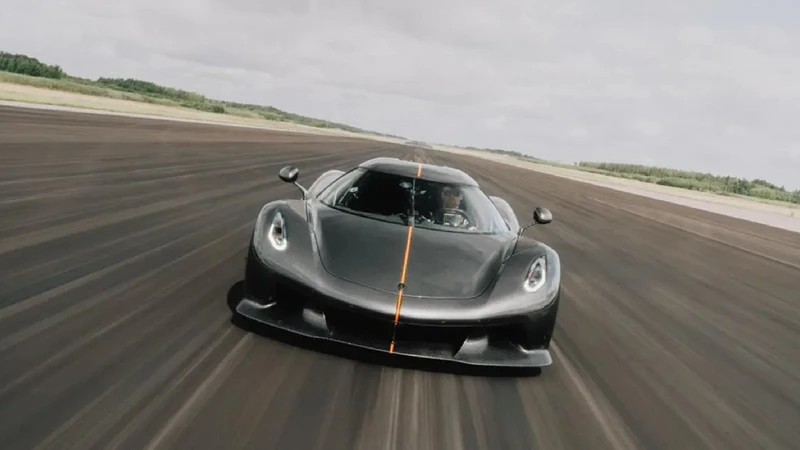 Koenigsegg Jesko Absolut es el auto de producción más rápido