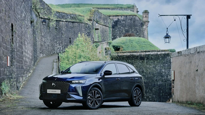 DS Automobiles entra al mundo del blindaje con un DS 7 híbrido enchufable