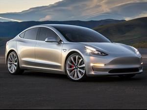 Tesla inicia las entregas del Model 3 a sus propietarios 