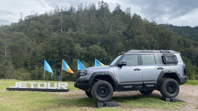 Jetour G700 2026 llega a México, un SUV híbrido enchufable con capacidades todoterreno