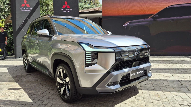 Mitsubishi Destinator 2026 en Chile: para padres que buscan todo en un SUV familiar compacto