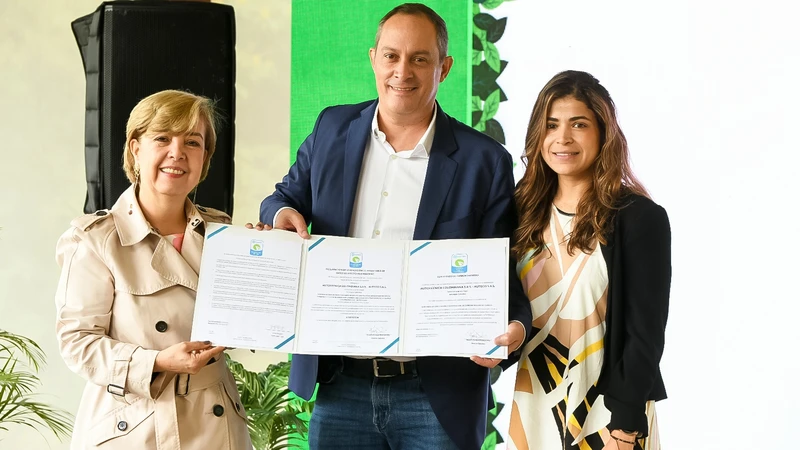 Auteco se convierte en la primera ensambladora de motocicletas Carbono Neutro en Colombia