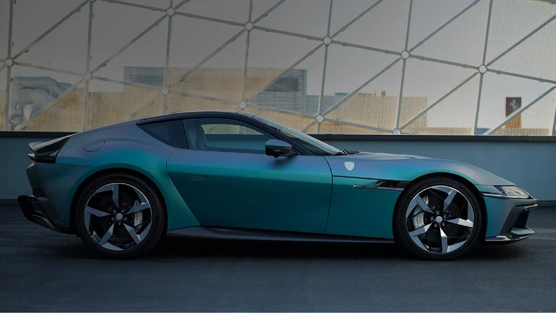 Ferrari 12Cilindri Tailor Made, el superdeportivo más artístico exclusivo para Corea