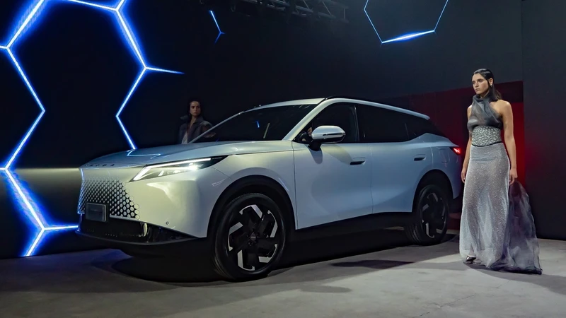 El Omoda C7 llega a Chile con precios muy llamativos