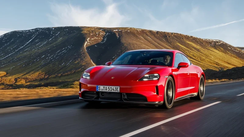 Porsche retrasa sus planes de electrificación total