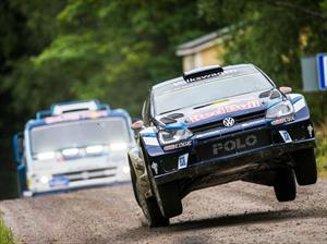 Volkswagen Polo R WRC vs camión Kamaz 4326 ¿quién gana?