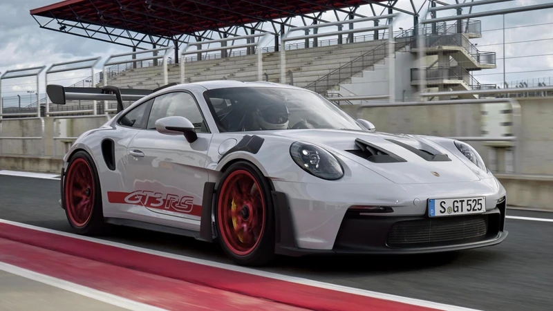 Porsche 911 GT3 RS 2023, llevando todos los trucos aerodinámicos de la pista a la calle