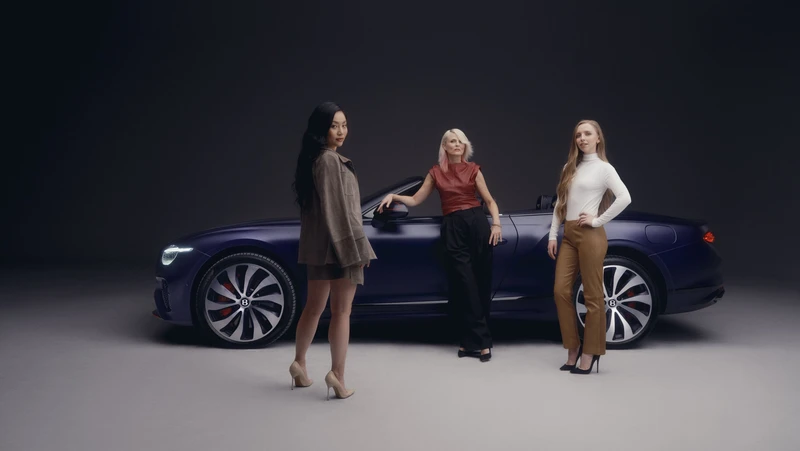 Bentley Continental GTC “Extraordinary Women”, el lujoso convertible creado por tres artistas