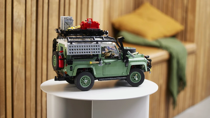El Land Rover Defender histórico llega de la mano de LEGO