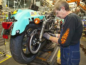  Harley-Davidson planea despedir a 200 trabajadores 