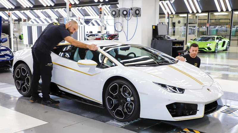 Lamborghini saca de las líneas la unidad 20 mil del Huracán