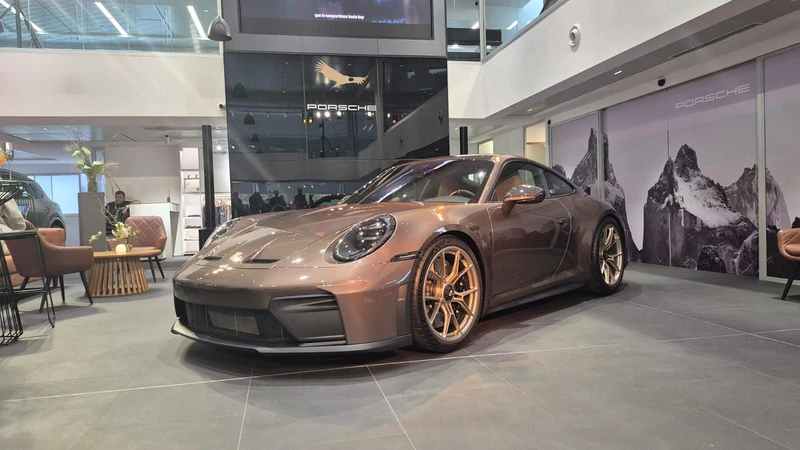 Llega a Chile el Proyecto Sonderwunsch "Icons of Latin America" con un único 911 GT3 Touring