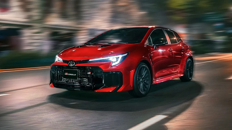 Toyota GR Corolla 2026 lleva la experiencia del rally directo a las calles con GR-FOUR