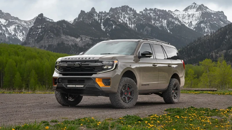 VelociRaptor SUV, Hennessey deja a la Ford Expedition Tremor lista para el off-road