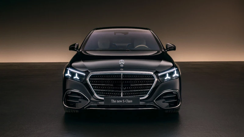 Mercedes-Benz finalmente reveló su actualizada Clase S
