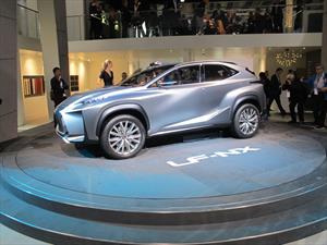 Lexus LF-NX Crossover Concept  se presenta 