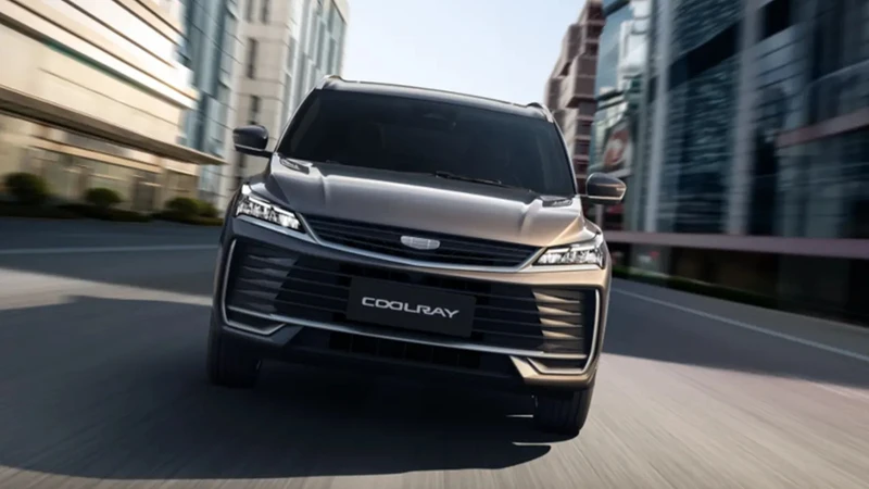 Geely desafía a Toyota y fabricantes japoneses con su innovador sistema híbrido inteligente