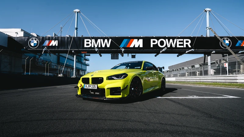 BMW M2 con M Performance Track Kit rompe récord en Nürburgring