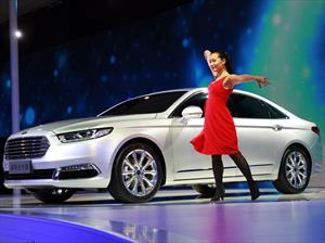 Ford optimiza al Taurus para el mercado chino
