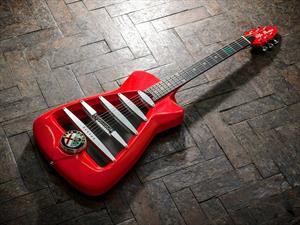 Guitarra de Alfa Romeo, para rockear con mucho estilo
