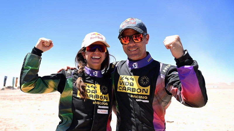 Sébastien Loeb y Cristina Gutiérrez triunfan en dramática final de la Extreme E en Antofagasta