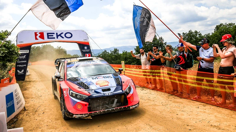 WRC 2025: Tänak rompe la racha de Toyota y se queda con una sufrida victoria en el WRC de Grecia