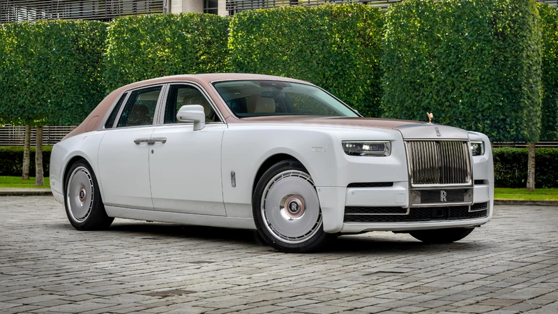 Rolls-Royce Phantom Dentelle: un "One of One" inspirado en la alta costura