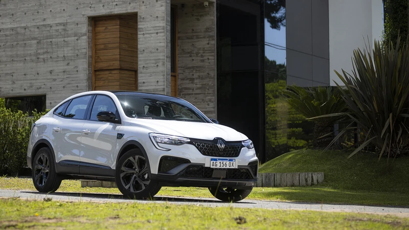 Renault sigue con los test drive de verano