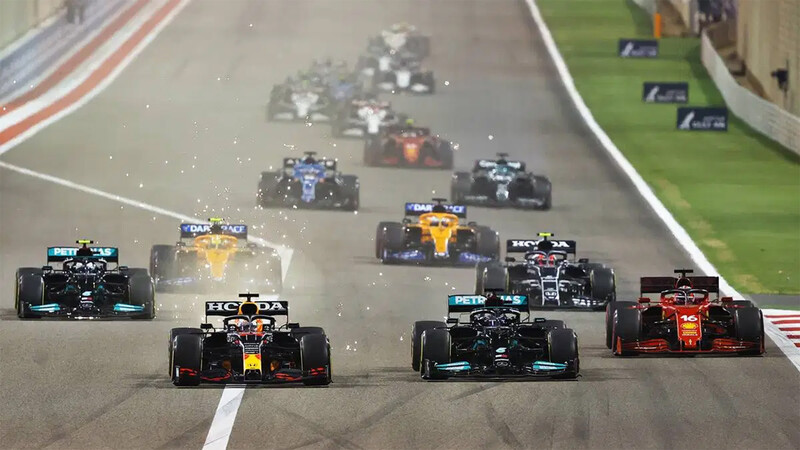 F1 GP de Bahrain 2021: Verstappen acelera, pero...
