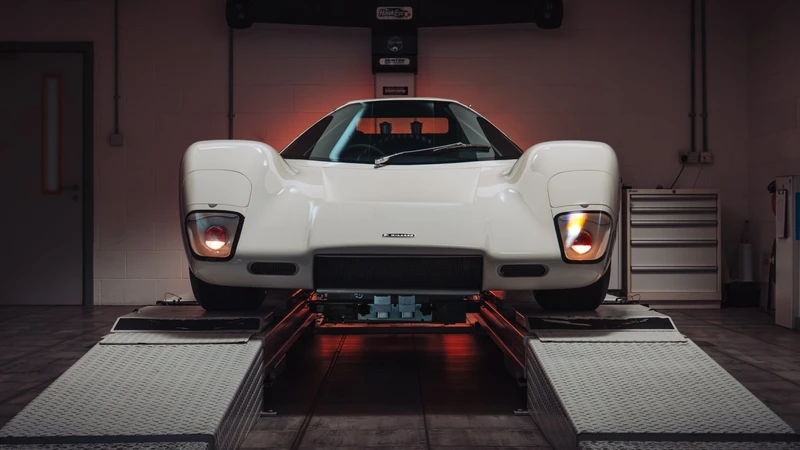McLaren M6GT, MSO le da vida al sueño del superauto de Bruce McLaren