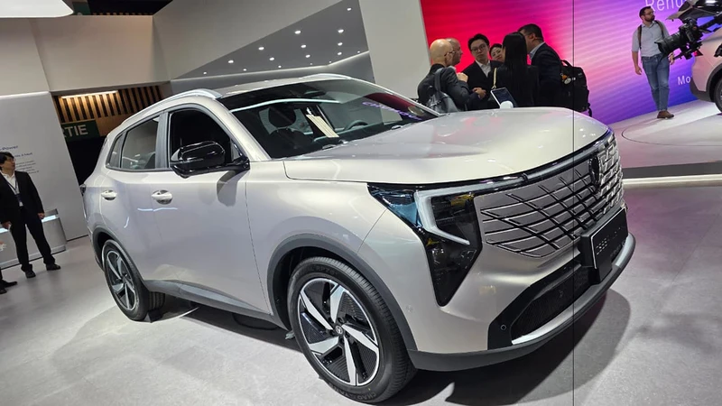Salón de París 2026: Changan CS55 Plus HEV: así es la tecnología híbrida Blue Core Super Engine