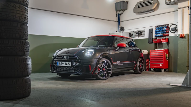 Mini John Cooper Works GP Inspired Edition llega a México, un homenaje al Mini más rápido