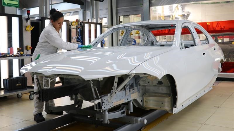 Industria automotriz en México reiniciaría producción antes del 1 junio
