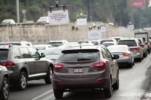 Uber utiliza drones para hacer publicidad