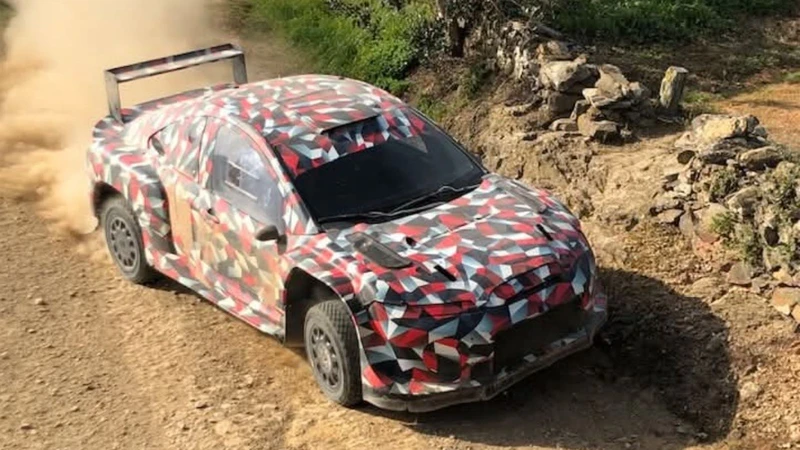 Toyota vuelve a incendiar las redes con el prototipo WRC27 ¿será el Célica?