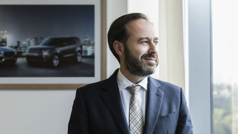 Raúl Peñafiel, CEO de Jaguar - Land Rover, nos cuenta acerca de la llegada del Defender a México