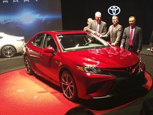 Toyota Camry 2018 se presenta