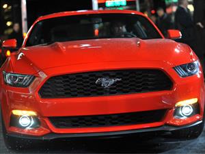 Ford Mustang 2015 obtiene 5 estrellas en las pruebas de choque de la NHTSA