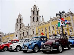 Un clásico: Se realizó el 22º Encuentro Internacional del Citroën 2CV