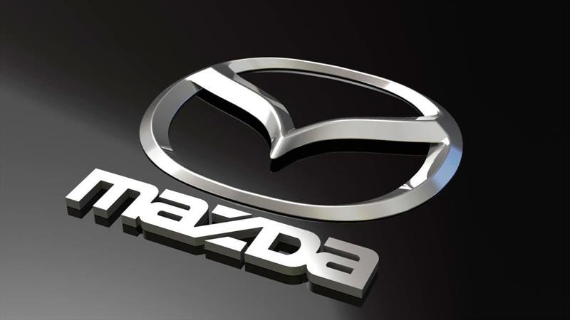 Mazda distribuye protectores faciales a personal de salud en Japón
