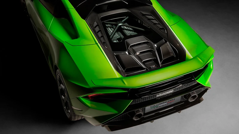 Lamborghini usará combustible sintético para mantener vivos sus motores de combustión interna