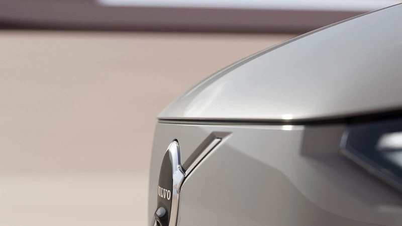 Volvo deja ver al EX90 previo a su presentación oficial