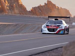 Sébastien Loeb y el Peugeot 208 T16 llegan a Pikes Peak 