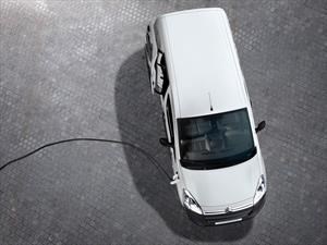 Citroën crece un 30% y anuncia su primer modelo eléctrico para Chile