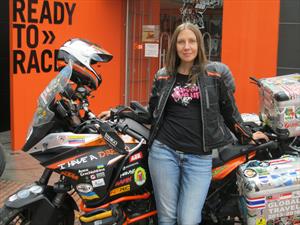 “I Have a Dream“, es el diario de la ucraniana Anna Gechishkina en motocicleta