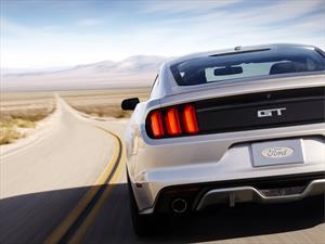Ford Mustang es el deportivo más vendido en el primer trimestre de 2015