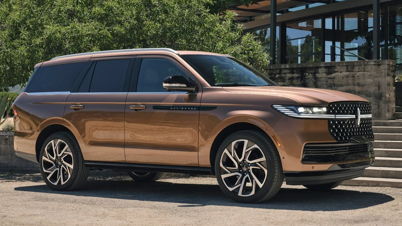 Premios Autocosmos 2025: Lincoln Navigator es el mejor modelo de lujo del año