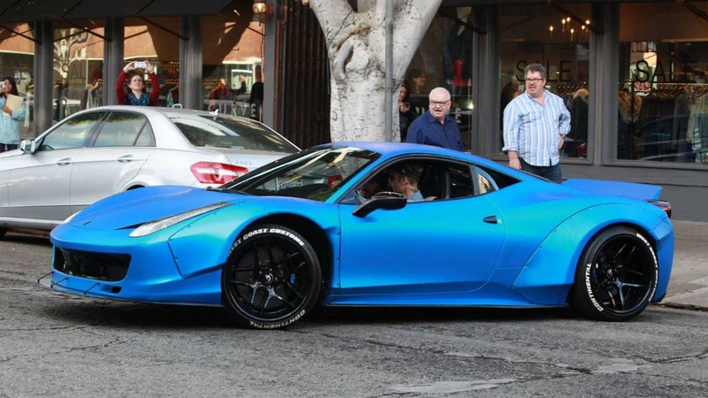 Ferrari no le venderá más autos a Justin Bieber