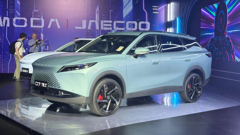 Beijing 2026: los nuevos modelos híbridos enchufables de Omoda | Jaecoo que llegarán a Chile